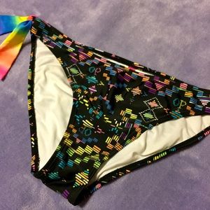 🍌 Neon Rainbow Geometric Print Bikini Bottoms